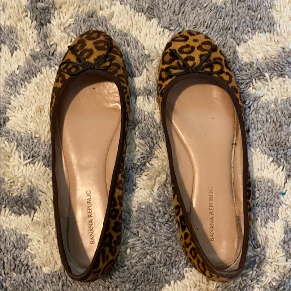 Leopard print flats